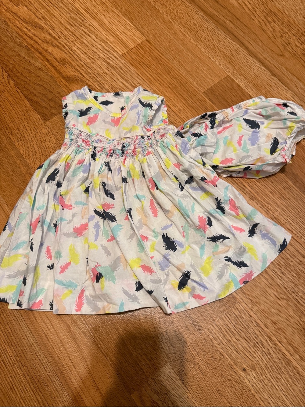 Baby Girls Feather Print Dress and Bloomer Set